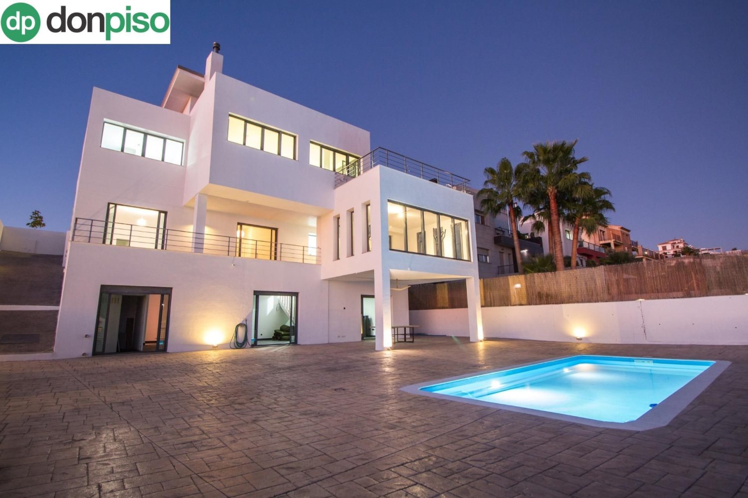 Casa T5 em La Zubia, Spain N.º 270241