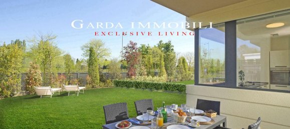 3-salle Appartement à Desenzano del Garda, Italy No. 43493 2