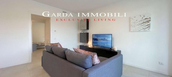 3-salle Appartement à Desenzano del Garda, Italy No. 43493 4