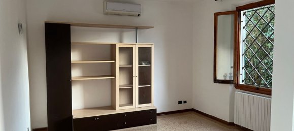 3-Zimmer Haus in Poggio a Caiano, Italy, Nr. 251079 17