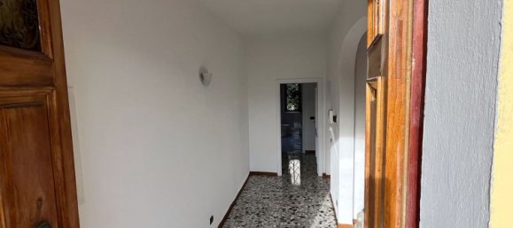 3-Zimmer Haus in Poggio a Caiano, Italy, Nr. 251079 12
