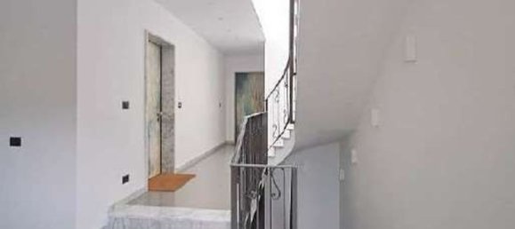 5 rooms Apartment in Genoa, Italy No. 284257 21