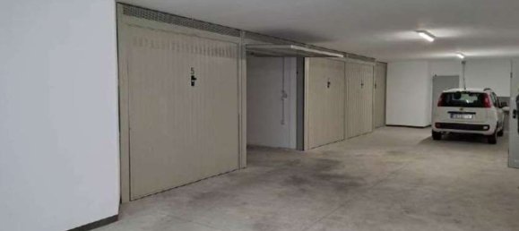 5 rooms Apartment in Genoa, Italy No. 284257 33