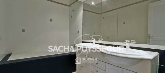 5 bedrooms House in Cugnaux, France No. 289100 9