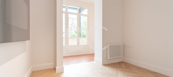 Квартира с 2 спальнями в Старый город, Испания № 33975 78