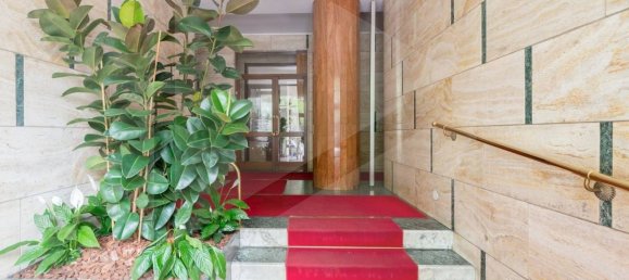 3 bedrooms Apartment in Milan, Italy No. 260793 34