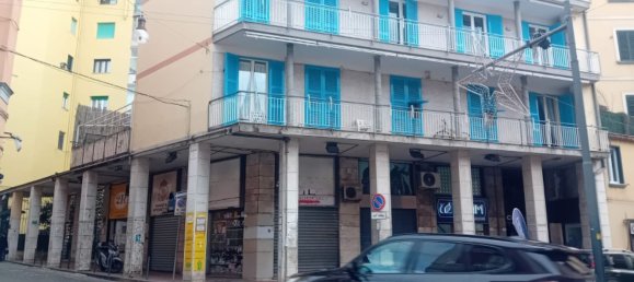 Квартира с 2 комнатами в Кастелламмаре ди Стабия, Италия № 31967 15