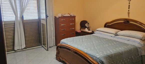 Квартира с 2 комнатами в Кастелламмаре ди Стабия, Италия № 31967 11