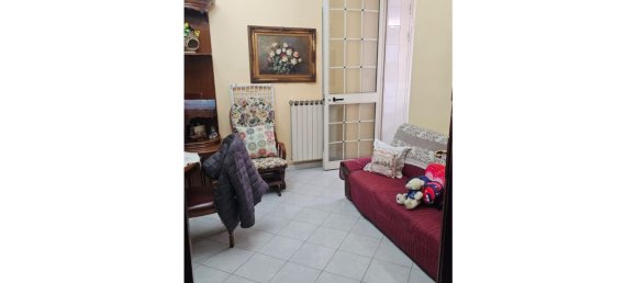 Квартира с 2 комнатами в Кастелламмаре ди Стабия, Италия № 31967 7