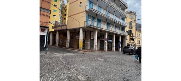 Квартира с 2 комнатами в Кастелламмаре ди Стабия, Италия № 31967 14