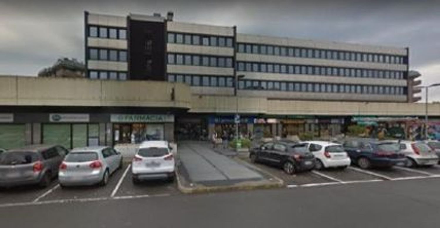 Gewerbliche Immobilie in Rho, Italy 117m², Nr. 185168