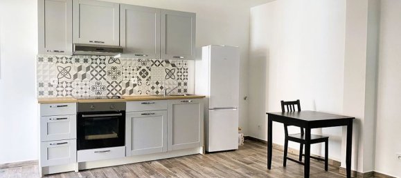 1 bedroom Building in Courtenay, France No. 65641 17