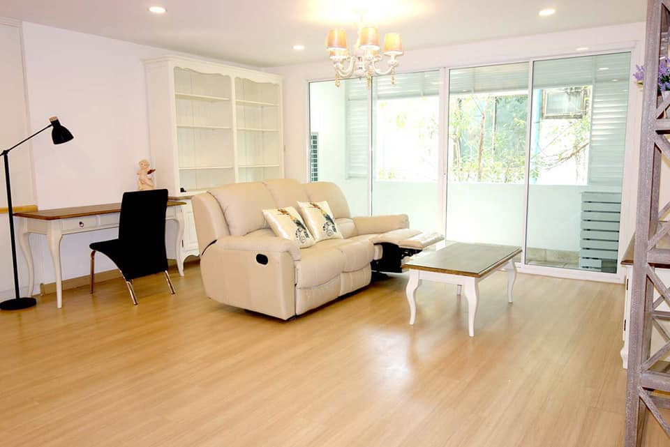 2 bedrooms Condo in Bangkok, Thailand No. 6987