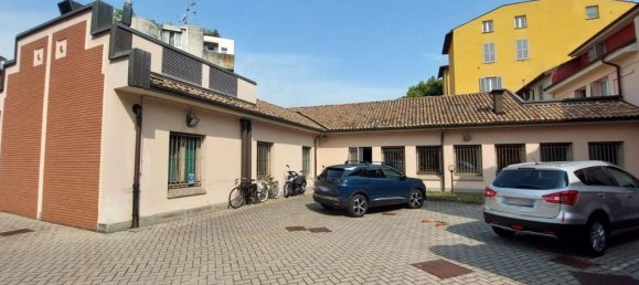 384m² Office in Parma, Italy No. 371464 15