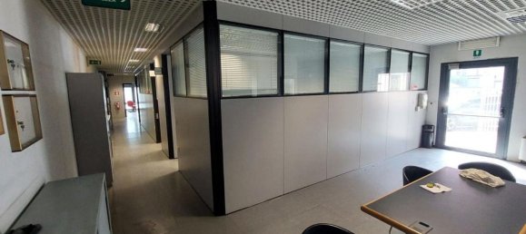 384m² Office in Parma, Italy No. 371464 5