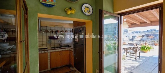 3 bedrooms Penthouse in Lecce, Italy No. 118719 6