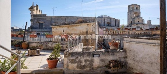 3 bedrooms Penthouse in Lecce, Italy No. 118719 22