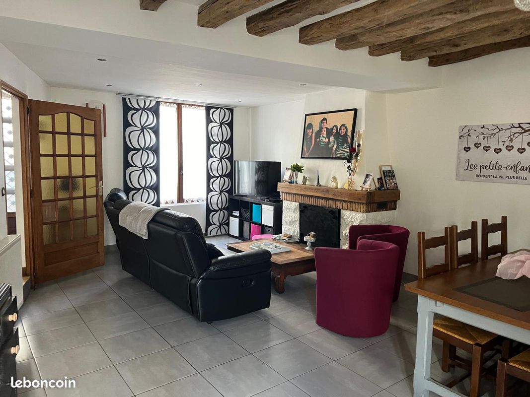 4 Schlafzimmer Stadthaus in Etampes, France, Nr. 273859
