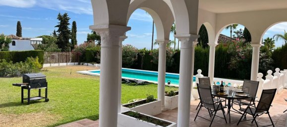 4 bedrooms Villa in Marbella, Spain No. 146018 9