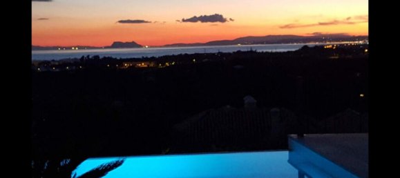 6 bedrooms Villa in Malaga, Spain No. 21084 2