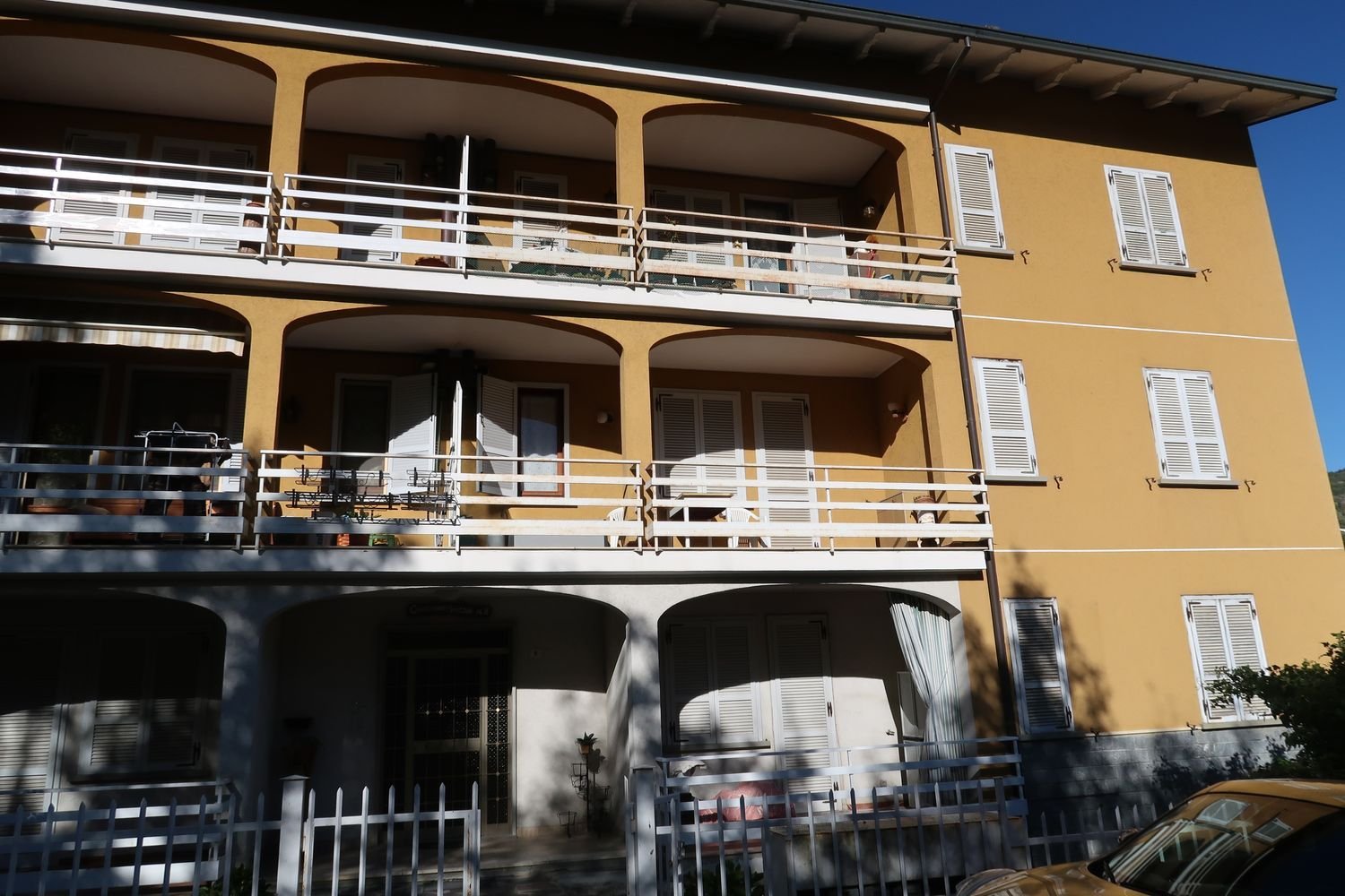 3غرفة شقة في Ferriere, Italy رقم 20421