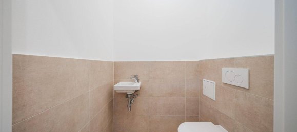 Casa de 2 habitaciónes en Baden, Austria No. 211666 4