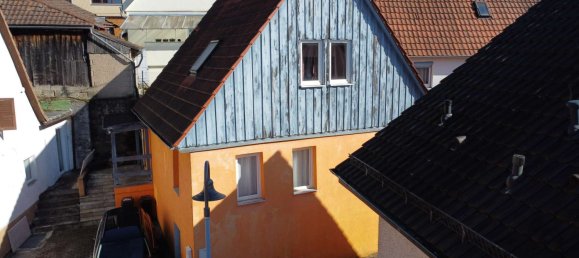 Дом с 3 комнатами в Баден-Вюртемберг, Германия № 100720 3