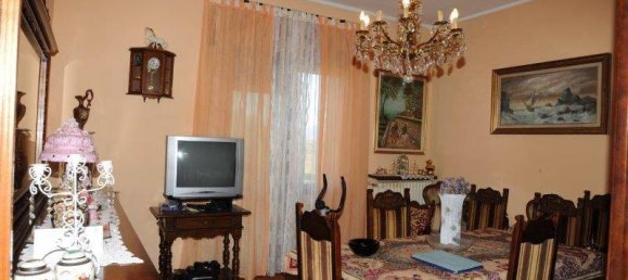 Здание с 5 комнатами в Романо ди Ломбардия, Италия № 156609 17