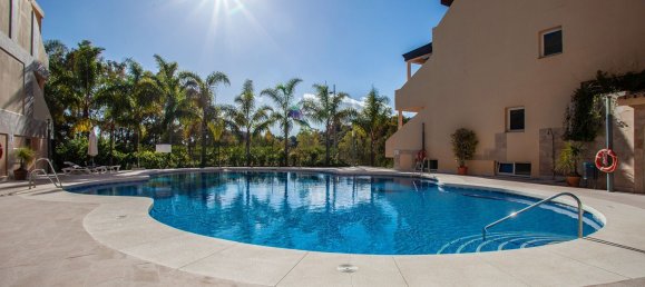 3 bedrooms Apartment in Marbella, Spain No. 30319 2