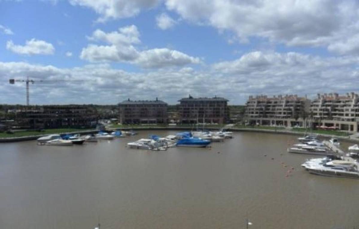 Studio in Tigre, Argentina No. 18075