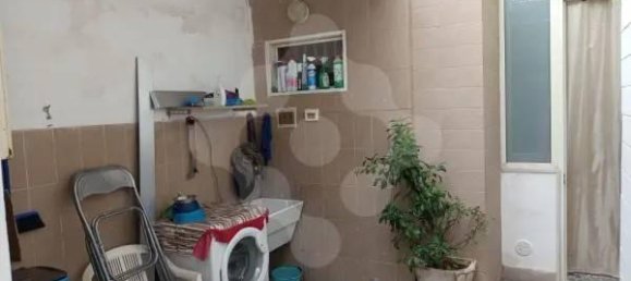 4غرفة شقة في Bari, Italy رقم 39350 25