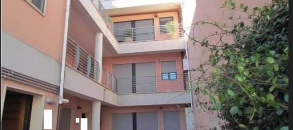 Квартира с 3 спальнями в Cutrofiano, Италия № 190580 5