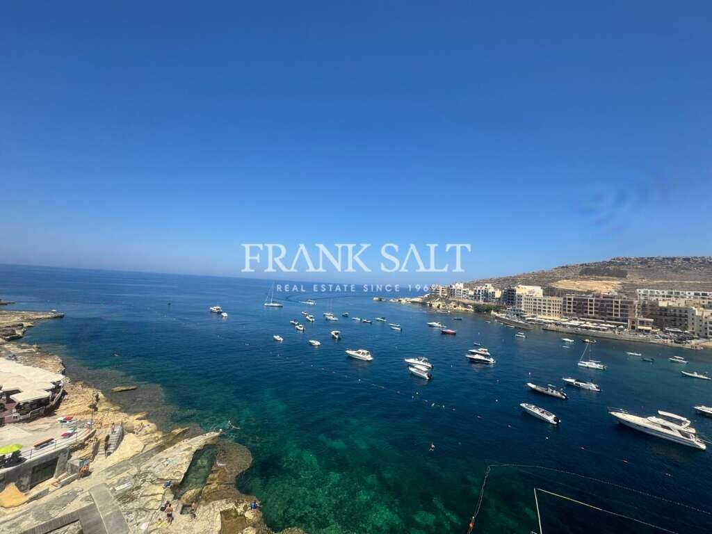 2 bedrooms Penthouse in Marsalforn, Malta No. 6072