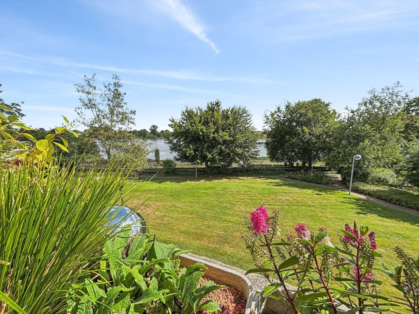 3 rooms Apartment in Bonn, Germany No. 342680