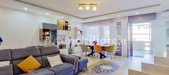 Penthouse T3 em Pomezia, Italy N.º 289878 2