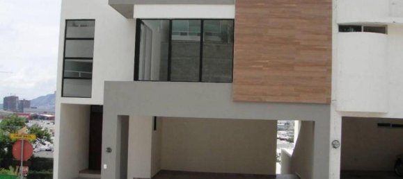 Casa de 3 dormitorios en Nuevo León, Mexico No. 172210 2