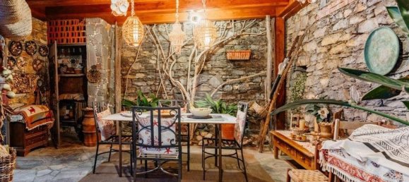 6 bedrooms Villa in Recco, Italy No. 214607 25