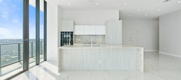 4 dormitorios propiedad comercial en venta en Miami, Miami-Dade, Florida, USA № 615725 24
