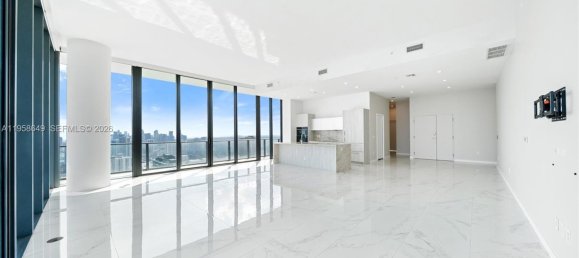 4 dormitorios propiedad comercial en venta en Miami, Miami-Dade, Florida, USA № 615725 27