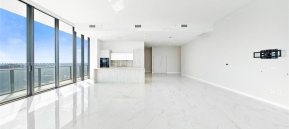 4 dormitorios propiedad comercial en venta en Miami, Miami-Dade, Florida, USA № 615725 26