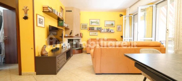 3 bedrooms Apartment in Cologno Monzese, Italy No. 282306 4