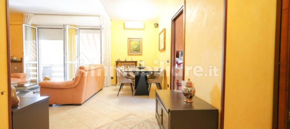3 bedrooms Apartment in Cologno Monzese, Italy No. 282306 8