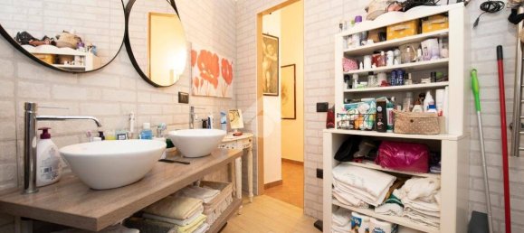 2 bedrooms Apartment in Genoa, Italy No. 278319 26