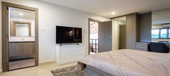 Дом с 4 спальнями в Паттайя, Таиланд № 60058 20