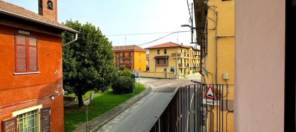 2 rooms House in Sozzago, Italy No. 108828 6