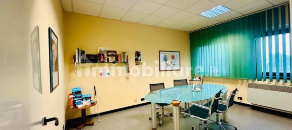 3 rooms Office in Capannori, Italy No. 272650 3