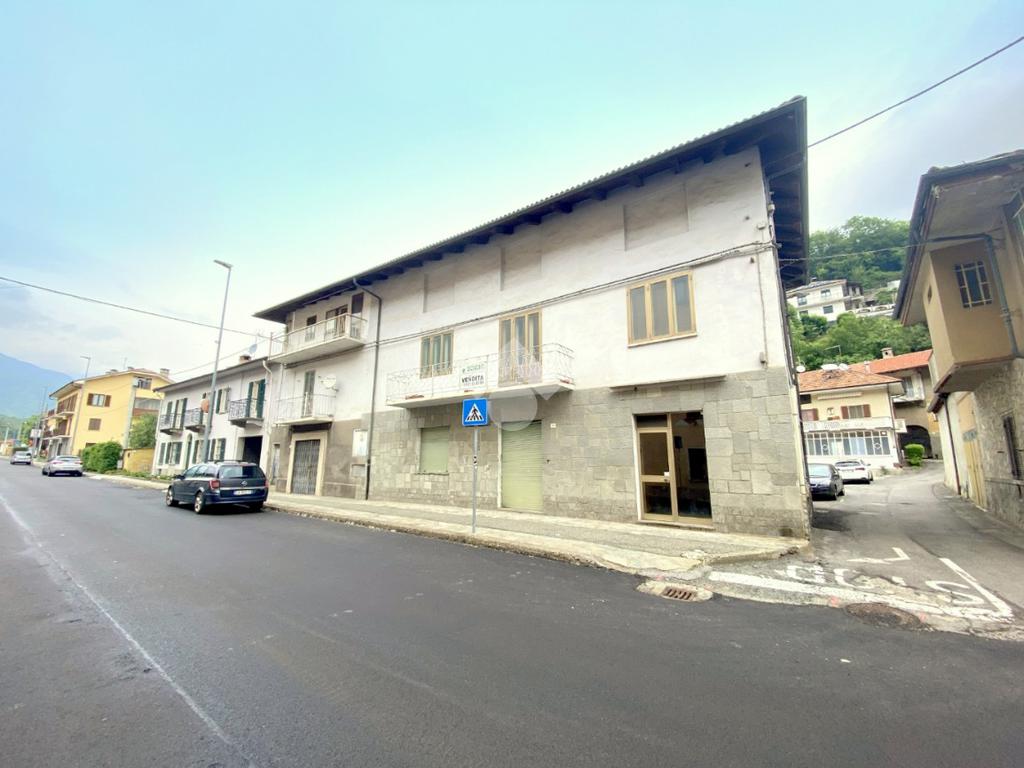 6 bedrooms House in Porte, Italy No. 78150