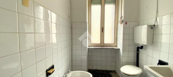 6 bedrooms House in Porte, Italy No. 78150 12