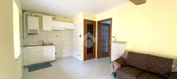 6 bedrooms House in Porte, Italy No. 78150 3