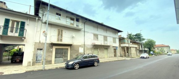 6 bedrooms House in Porte, Italy No. 78150 2